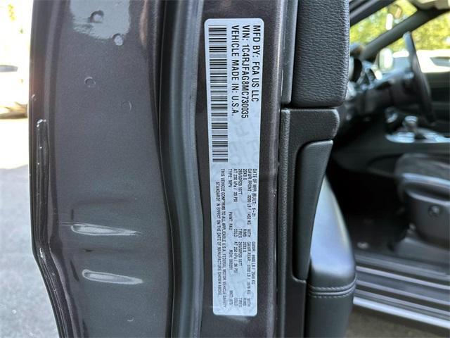 used 2021 Jeep Grand Cherokee car, priced at $23,790