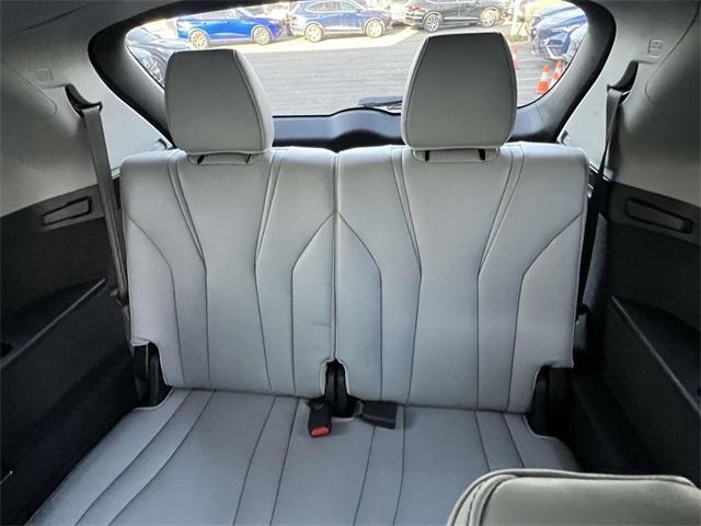 used 2022 Acura MDX car, priced at $35,995