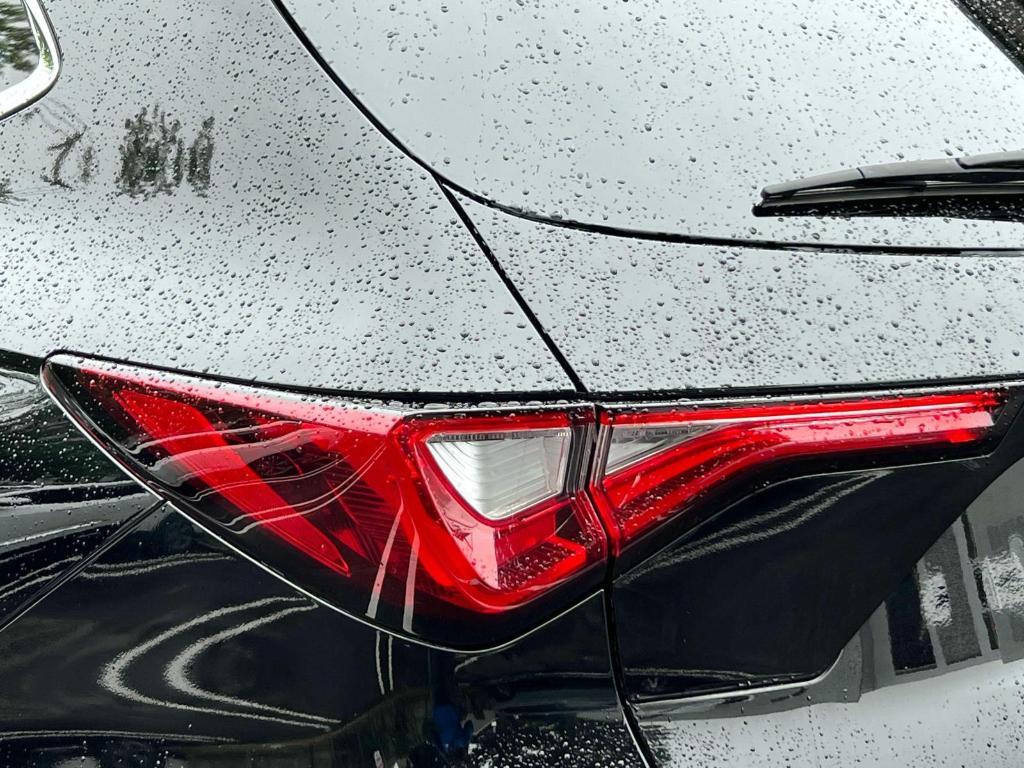 used 2022 Acura MDX car, priced at $35,888