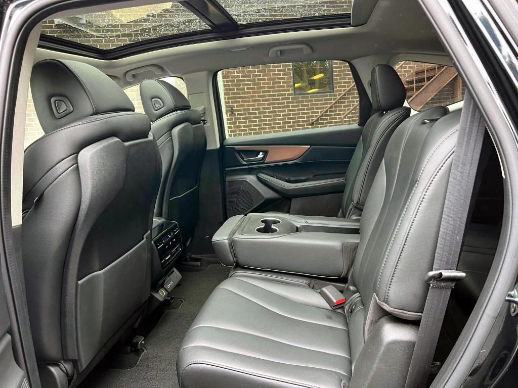 used 2022 Acura MDX car, priced at $35,888