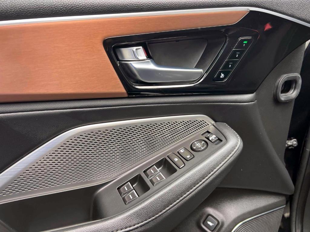 used 2022 Acura MDX car, priced at $35,888