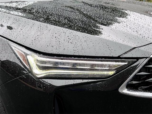 used 2022 Acura MDX car, priced at $35,995