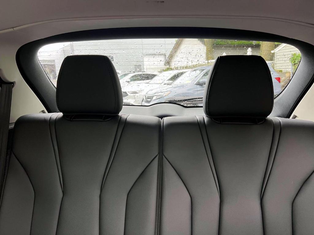 used 2022 Acura MDX car, priced at $35,888