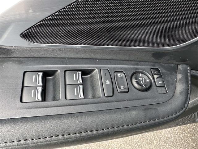 used 2023 Acura RDX car, priced at $32,550