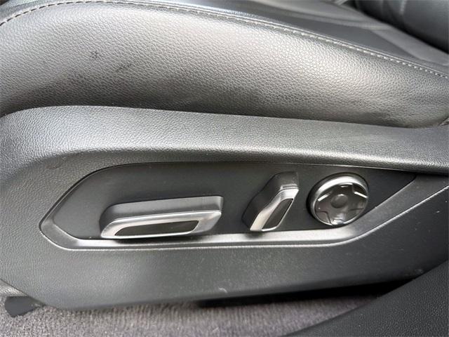 used 2023 Acura RDX car, priced at $32,550