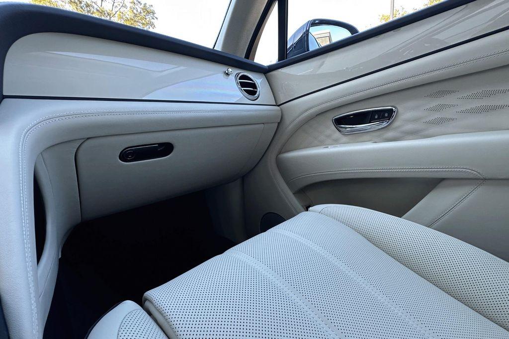 new 2025 Bentley Bentayga car, priced at $244,565