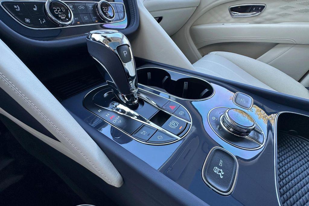 new 2025 Bentley Bentayga car, priced at $244,565