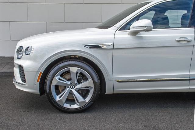 new 2024 Bentley Bentayga car, priced at $206,115