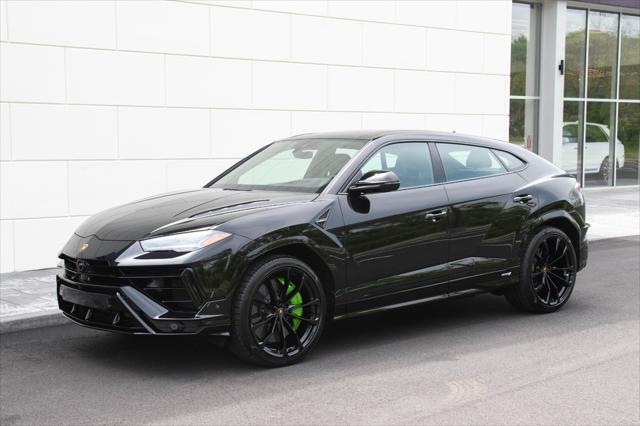 used 2024 Lamborghini Urus car, priced at $259,900