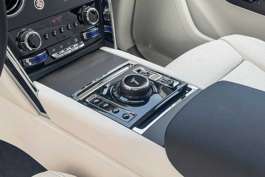 new 2025 Rolls-Royce Cullinan car, priced at $451,550