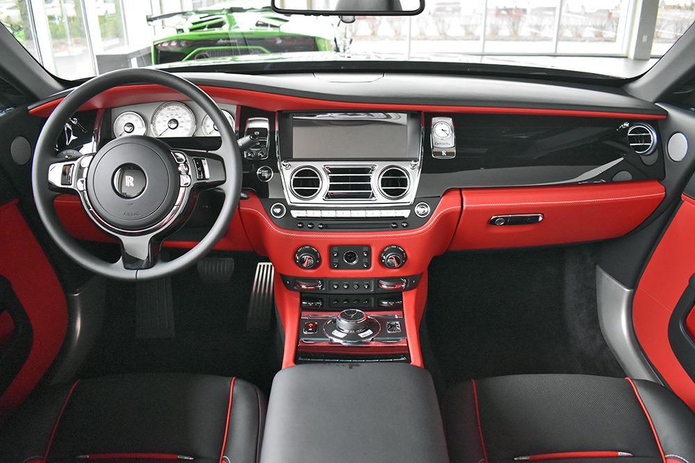 used 2020 Rolls-Royce Dawn car, priced at $259,900