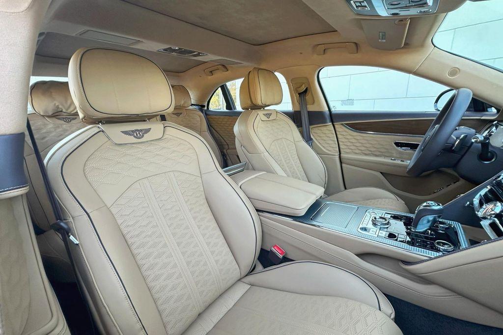 new 2025 Bentley Flying Spur car, priced at $299,900