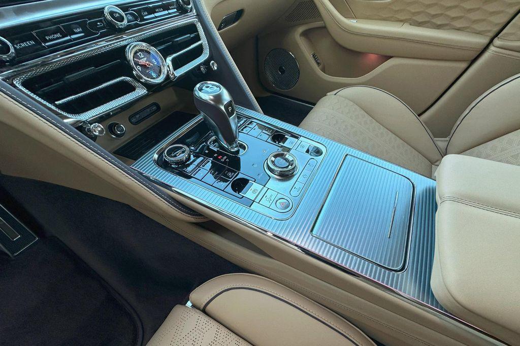 new 2025 Bentley Flying Spur car, priced at $299,900