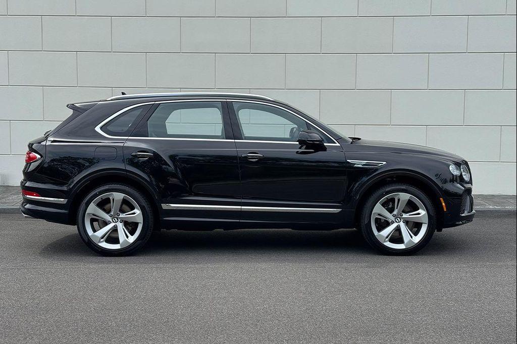 new 2025 Bentley Bentayga car, priced at $215,640