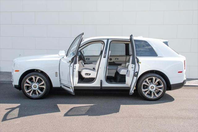 used 2024 Rolls-Royce Cullinan car, priced at $364,900