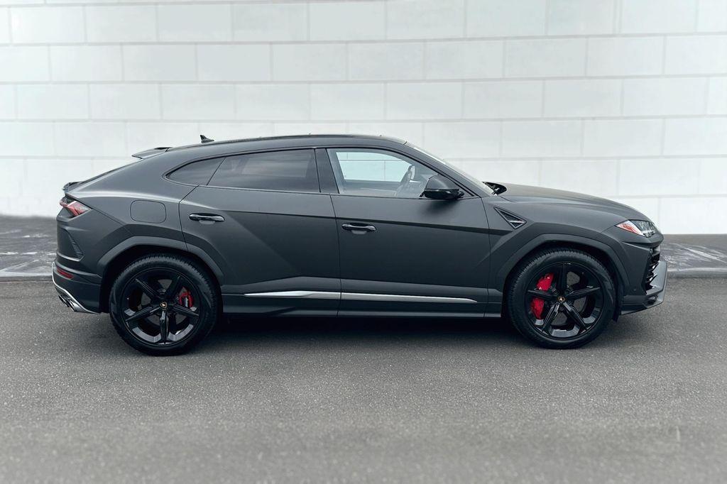 used 2019 Lamborghini Urus car, priced at $159,900