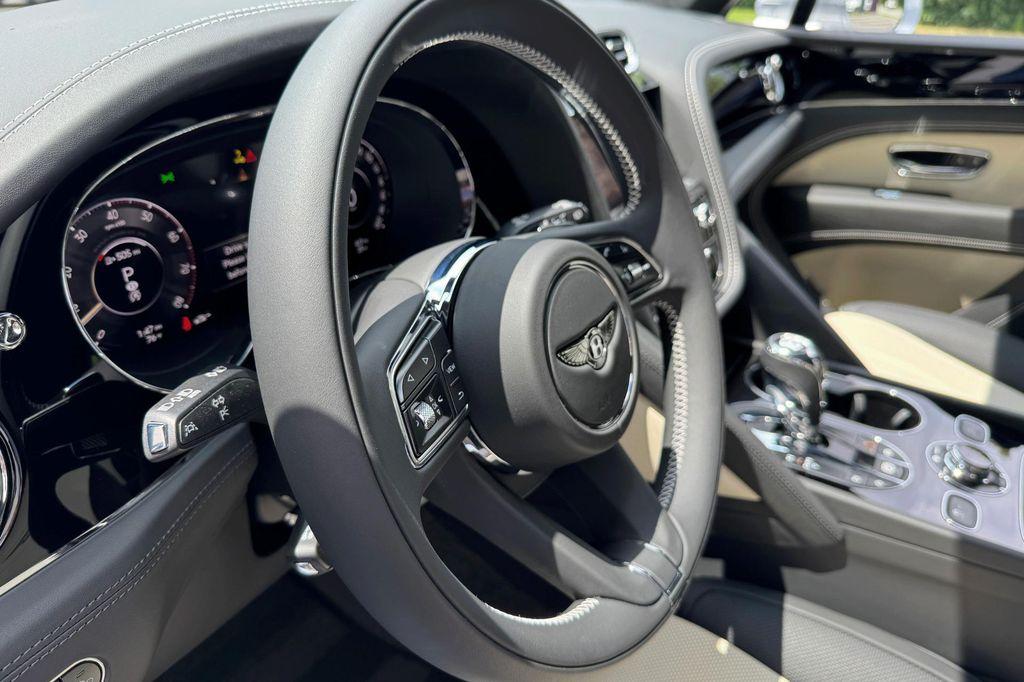 new 2025 Bentley Bentayga car, priced at $213,120