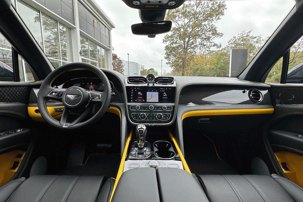 new 2025 Bentley Bentayga car, priced at $264,905