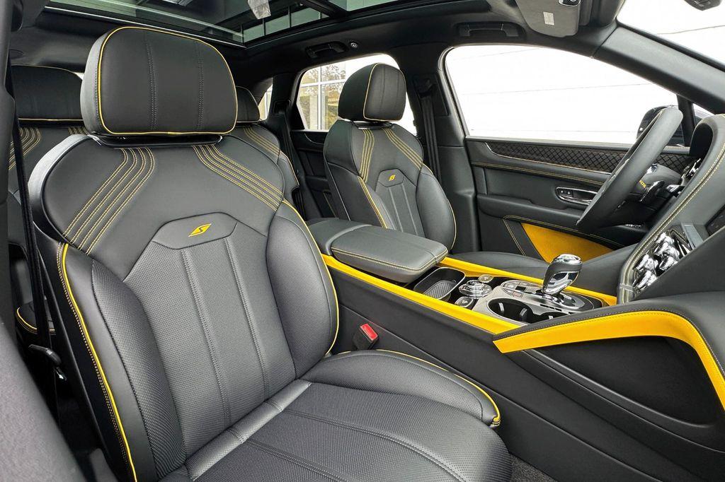 new 2025 Bentley Bentayga car, priced at $264,905
