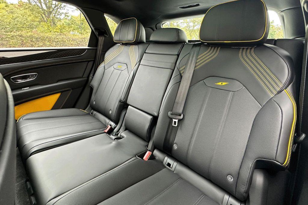 new 2025 Bentley Bentayga car, priced at $264,905