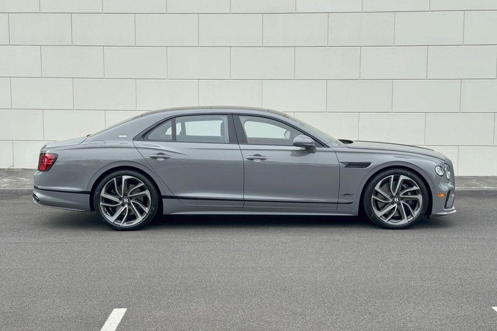 new 2025 Bentley Flying Spur car, priced at $325,525