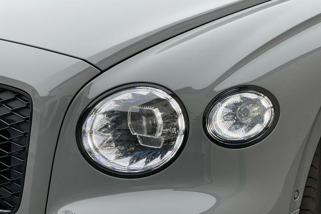 new 2025 Bentley Flying Spur car, priced at $325,525