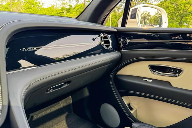 new 2025 Bentley Bentayga car, priced at $216,575