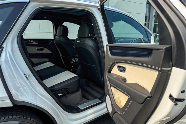 new 2025 Bentley Bentayga car, priced at $216,575