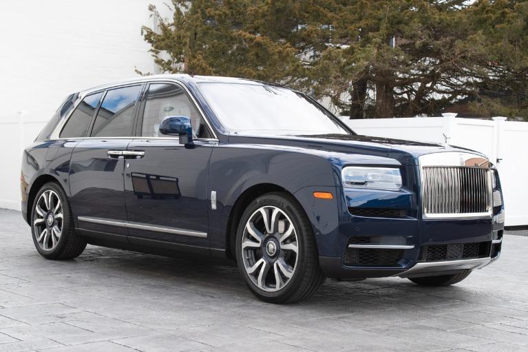 new 2024 Rolls-Royce Cullinan car, priced at $406,625