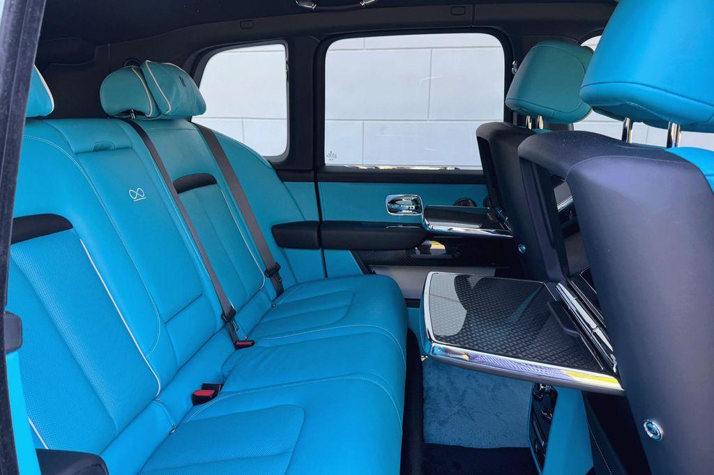 used 2022 Rolls-Royce Cullinan car