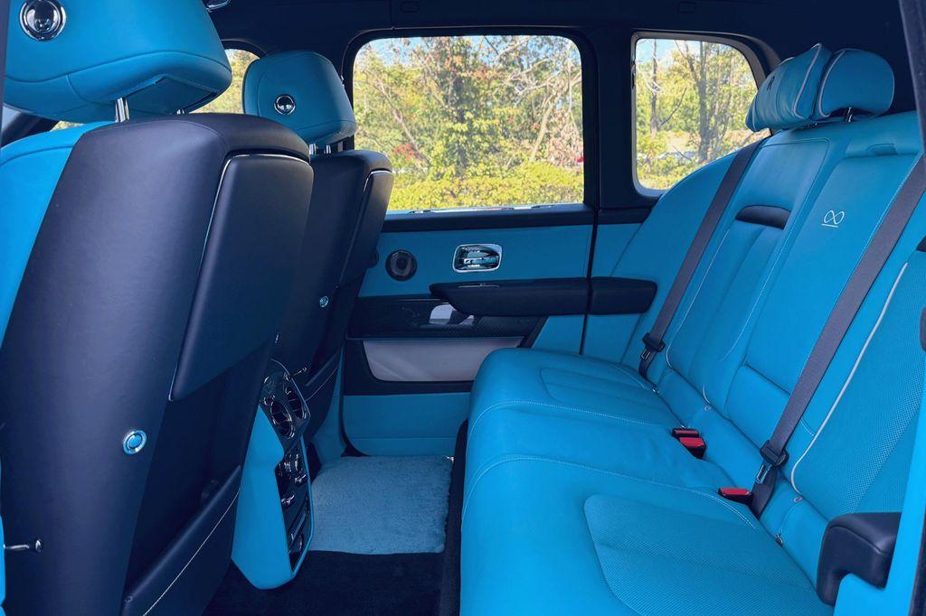 used 2022 Rolls-Royce Cullinan car