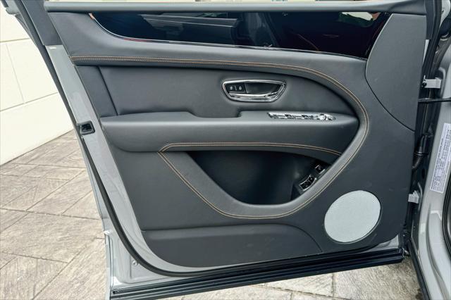 new 2025 Bentley Bentayga car, priced at $233,095