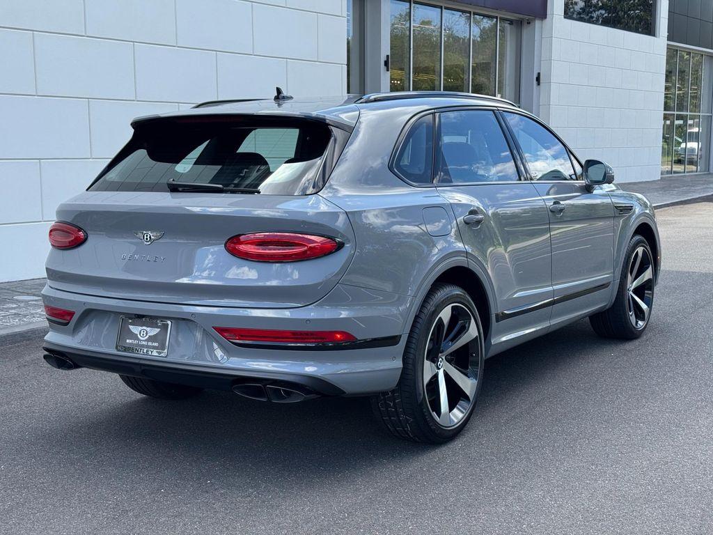 new 2025 Bentley Bentayga car, priced at $225,595