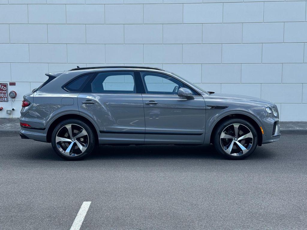 new 2025 Bentley Bentayga car, priced at $225,595