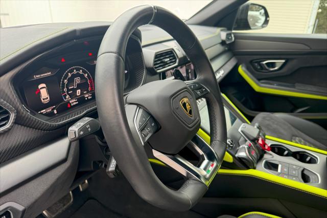 used 2022 Lamborghini Urus car