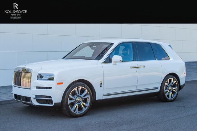 new 2024 Rolls-Royce Cullinan car, priced at $424,075