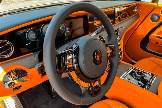 new 2025 Rolls-Royce Spectre car, priced at $450,150