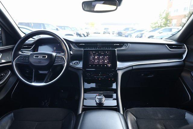 used 2022 Jeep Grand Cherokee car, priced at $27,000