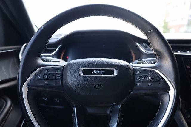 used 2022 Jeep Grand Cherokee car, priced at $27,000