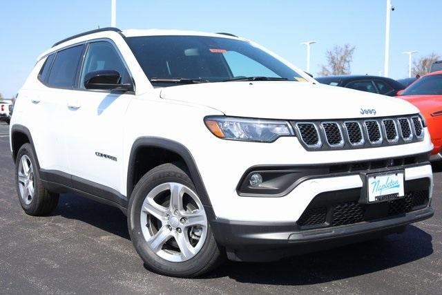 new 2024 Jeep Compass car, priced at $26,900