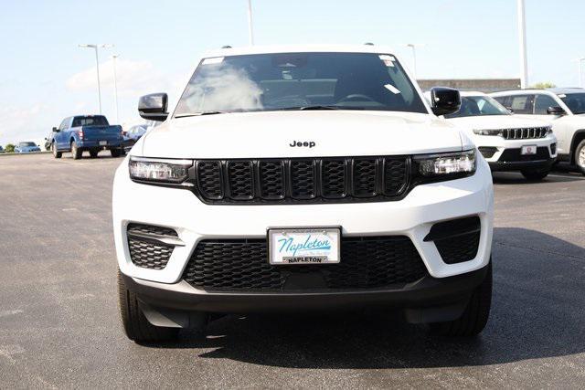 new 2025 Jeep Grand Cherokee car, priced at $34,600