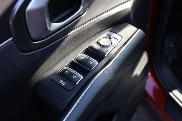 used 2022 Kia Sorento Hybrid car, priced at $19,847