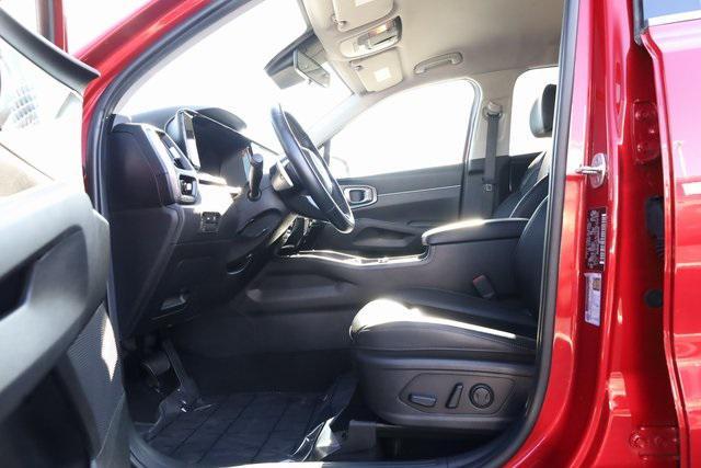 used 2022 Kia Sorento Hybrid car, priced at $19,847
