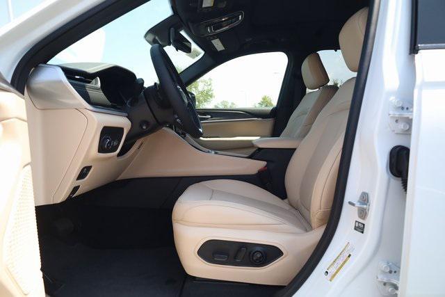 new 2025 Jeep Grand Cherokee L car, priced at $47,528