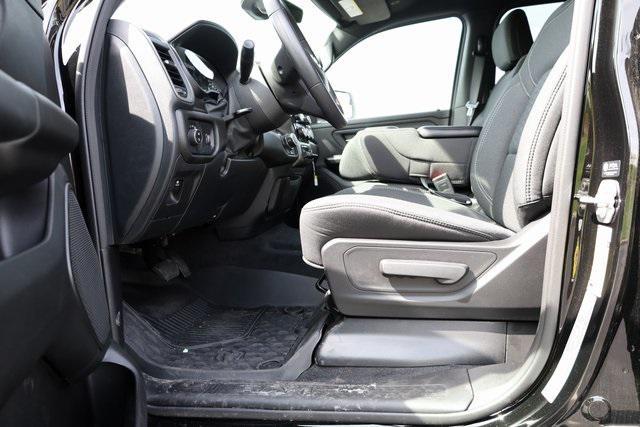 new 2025 Ram 1500 car, priced at $52,204