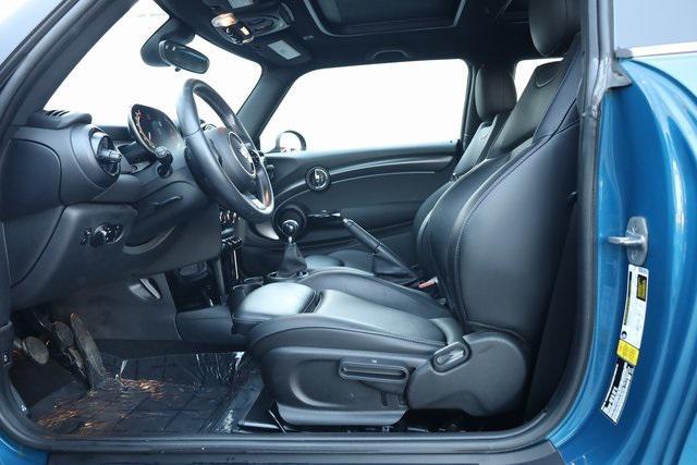 used 2022 MINI Hardtop car, priced at $22,700