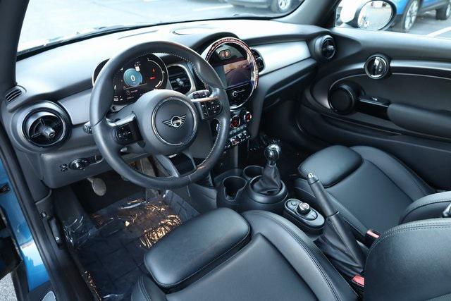 used 2022 MINI Hardtop car, priced at $22,700