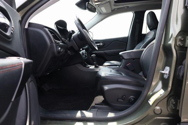 used 2019 Jeep Cherokee car, priced at $20,499