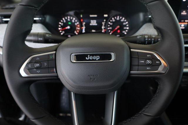 new 2025 Jeep Compass car, priced at $25,662