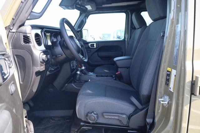 new 2025 Jeep Wrangler car, priced at $43,561